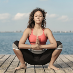 Zwrócenie uwagi na znaczenie aktywności fizycznej jako elementu holistycznego podejścia do zdrowia – wspierającego energię i równowagę organizmu, profilaktykę zdrowotną oraz naturalne procesy regeneracyjne, szczególnie w połączeniu z terapiami naturalnymi, zdrowym odżywianiem i suplementacją grzybami prozdrowotnymi.